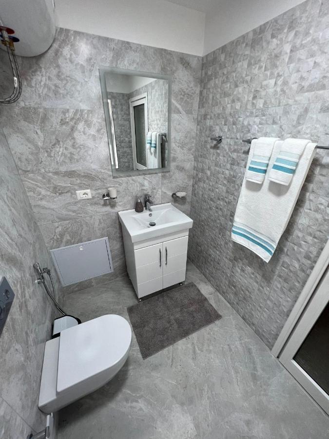 Florent'S Superb Studio, Free Parking & Garden!! Tirana Exterior foto